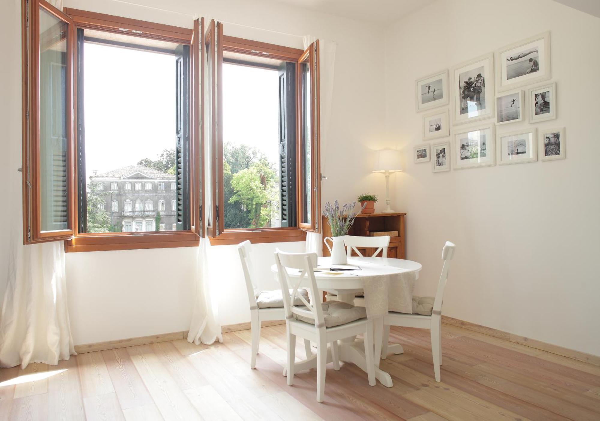 The Riverside Suite Mira Bagian luar foto