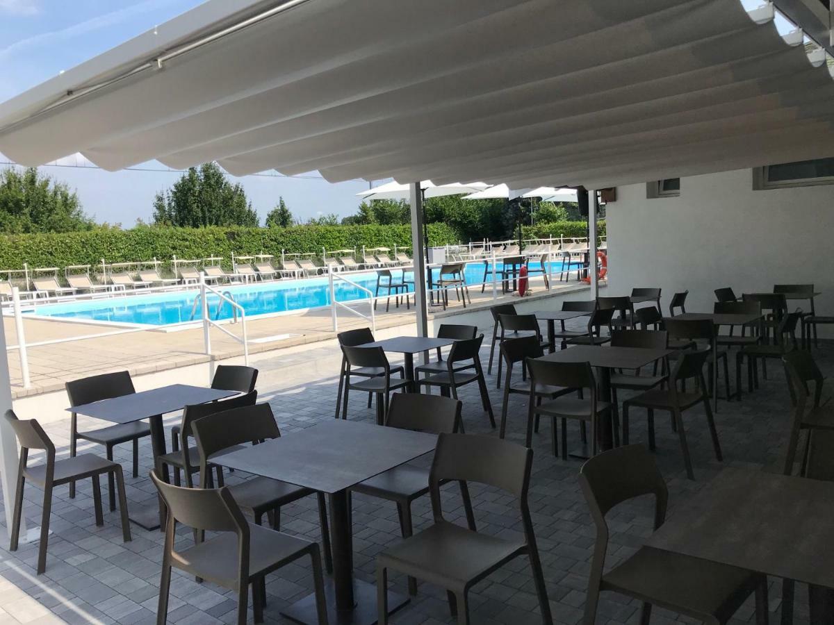 The Riverside Suite Mira Bagian luar foto