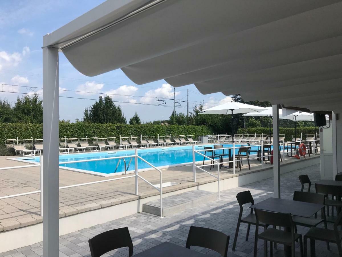 The Riverside Suite Mira Bagian luar foto